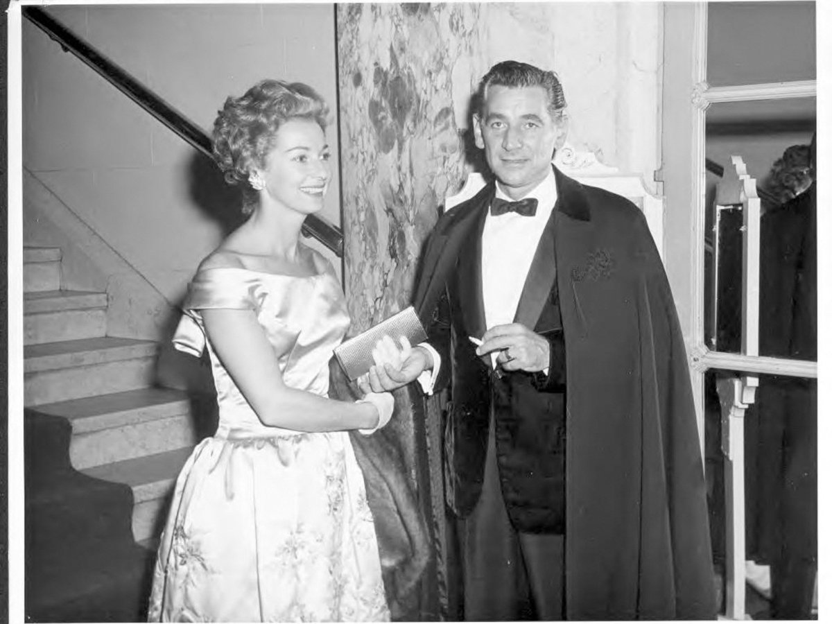 Crushed Velvet: Lenny’s&nbsp;Suit